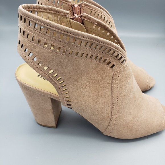 Francesca's Collections Tan Peep Toe Heels - Picture 7 of 13